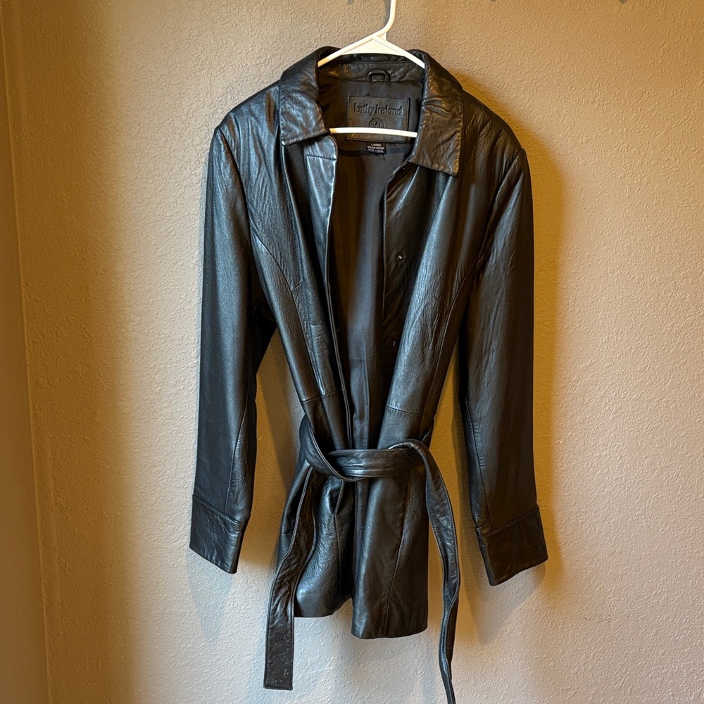 Vintage Kathy Ireland belted Black Leather Jacket